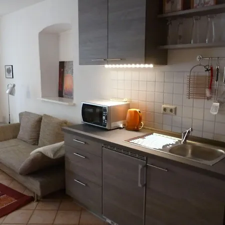 Alter Winzerhof E.k. 3*