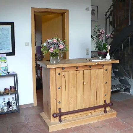 Vendégház Alter Winzerhof E.k. Weisenheim am Berg