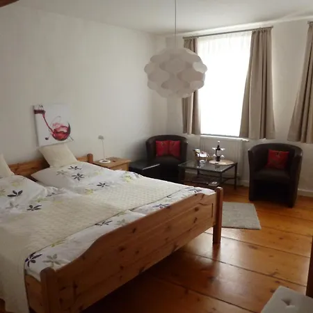 בית הארחה Alter Winzerhof 3 Sterne Superior 3*