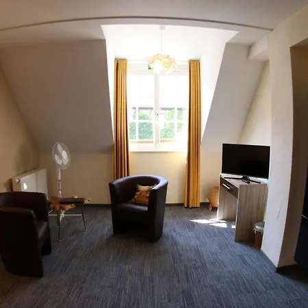 Alter Winzerhof E.k. 3*