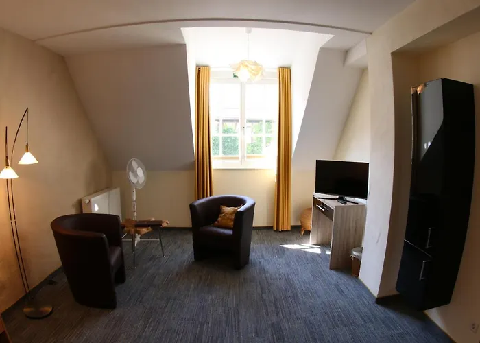 Alter Winzerhof E.k. 3*